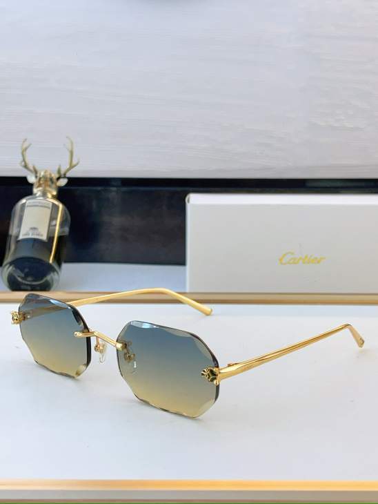 Picture of Cartier Sunglasses _SKUfw80914801fw